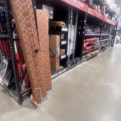 Floor & Decor