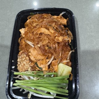Chiang Rai - chicken pad thai - Thai Near Me - Long Beach, California Chiang Rai - chicken pad thai - Thai Near Me - Long Beach, California