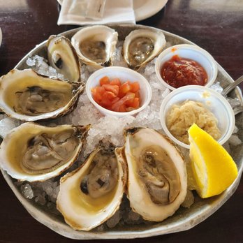 Snug Harbour - Oysters - Seafood Near Me - Mississauga, Ontario