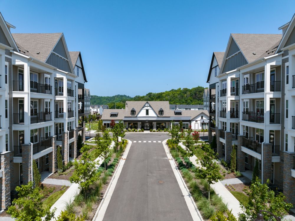 NOVEL HARPETH HEIGHTS Updated October 2024 42 Photos 615 Old