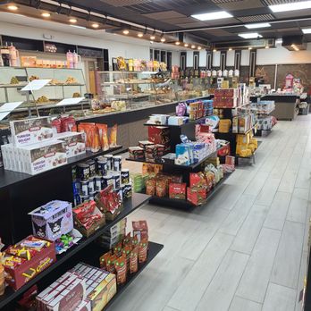 Golden Roastery - Various food items - Coffee Roasteries Near Me - Houston, Texas