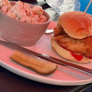 Engine Room - Fried Chicken Sandwich - Southern Near Me - Mystic, Connecticut
