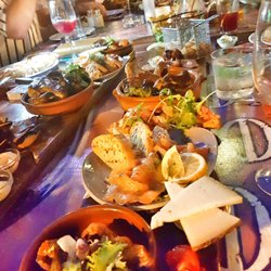 La Bodega - 1m Tapas und ich kann (neben den Muscheln, die sensationell, in einem Zitronen-Knoblauch-Süd kommen) dies nur empfehlen