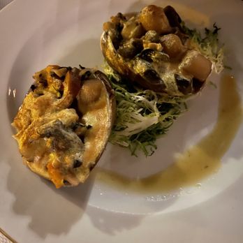 Bordeaux - Clams gratin - French Near Me - Quintana Roo, ROO
