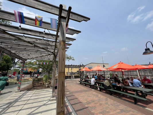 Bell's Eccentric Cafe by null