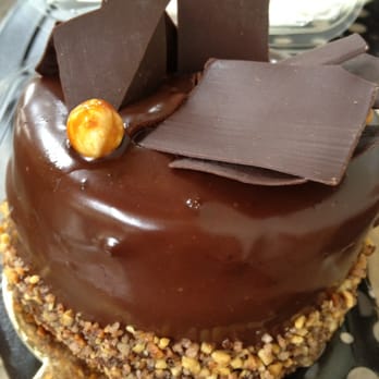 Urth Caffé-Pasadena - Hazelnut Cake - Cafes Near Me - Pasadena, California Urth Caffé-Pasadena - Hazelnut Cake - Cafes Near Me - Pasadena, California