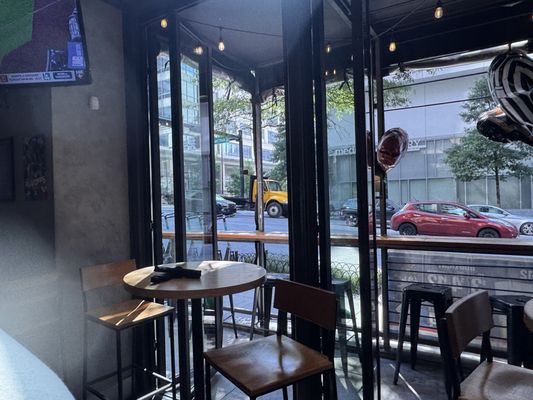 McCray's Tavern by null