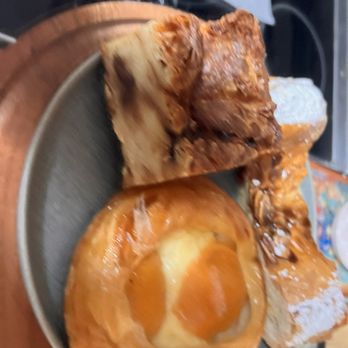 Croissant Gourmet - Apricot tart, Almond Tart Pastry, bread pudding. - Bakeries Near Me - Winter Park, Florida Croissant Gourmet - Apricot tart, Almond Tart Pastry, bread pudding. - Bakeries Near Me - Winter Park, Florida