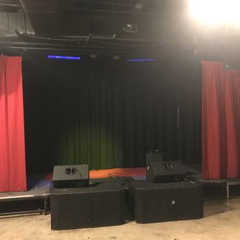 Gramps - Stage. - Bars Near Me - Miami, Florida