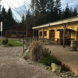 Baileys Restaurant & Pizzeria