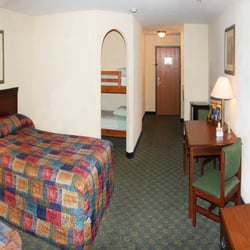 Castle Rock Resort and Waterpark