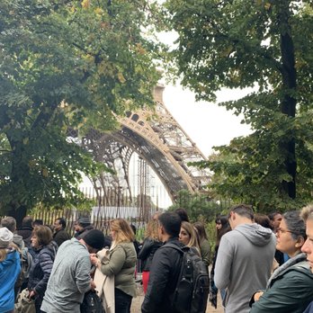 La Tour Eiffel - We are here - Landmarks & Historical Buildings Near Me - Paris, 75