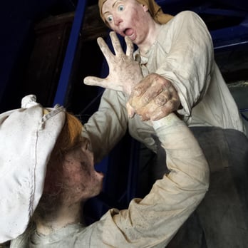 National Coal Mining Museum For England - 19th Century mining exhibition - Museums Near Me - Wakefield, XWY