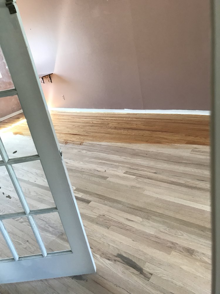 Slide of R&R Handyman