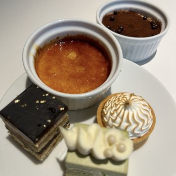 Bruno - Brunch buffet; desserts - Seafood Near Me - Richmond, British Columbia Bruno - Brunch buffet; desserts - Seafood Near Me - Richmond, British Columbia