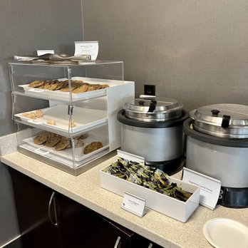 Admirals Club - Airport Lounges Near Me - Phoenix, Arizona