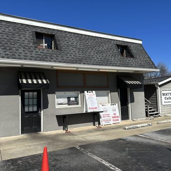 Matthews Cafeteria - Drive through - Southern Near Me - Tucker, Georgia
