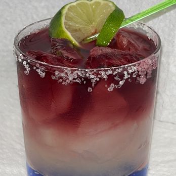 Cheers With Nat - This is a classic margarita with red wine floating on top - Bartenders Near Me Cheers With Nat - This is a classic margarita with red wine floating on top - Bartenders Near Me