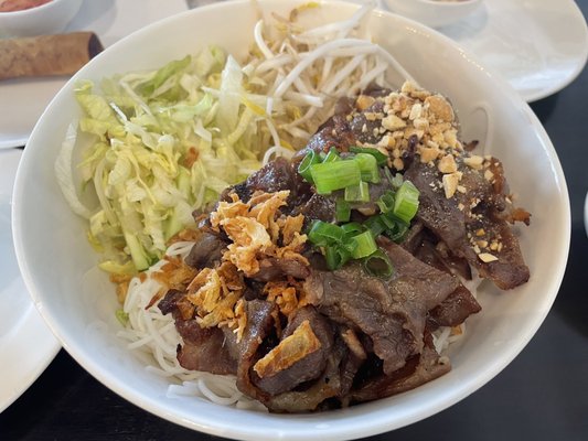 Pho Huynh by null