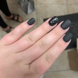 Finest Nail & Tanning Salon
