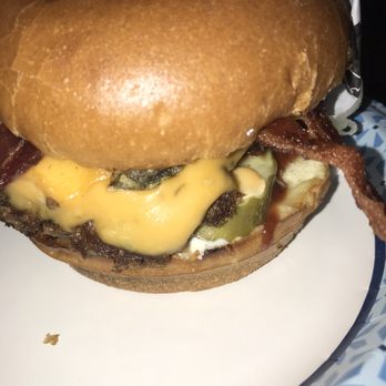 Guy Fieri's Flavortown Kitchen - Rand burger is excellent. Just order this! - Food Delivery Services Near Me Guy Fieri's Flavortown Kitchen - Rand burger is excellent. Just order this! - Food Delivery Services Near Me