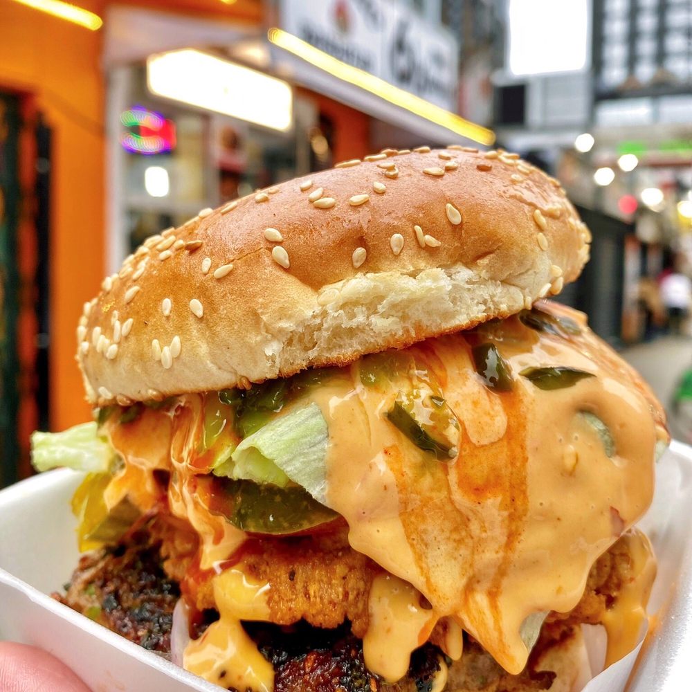 6ix Fried Chicken - 6ix Beast Burger (patty + fried chicken) - Fast Food Near Me - Toronto, Ontario