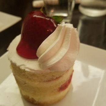 The Oasis Cafe - Strawberry shortcake - Cafes Near Me - Flushing, New York