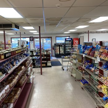 Keeney's Food Market - a view of the inside of the store, facing away from the deli and towards the front entrance - Grocery Near Me - Malvern, Arkansas Keeney's Food Market - a view of the inside of the store, facing away from the deli and towards the front entrance - Grocery Near Me - Malvern, Arkansas