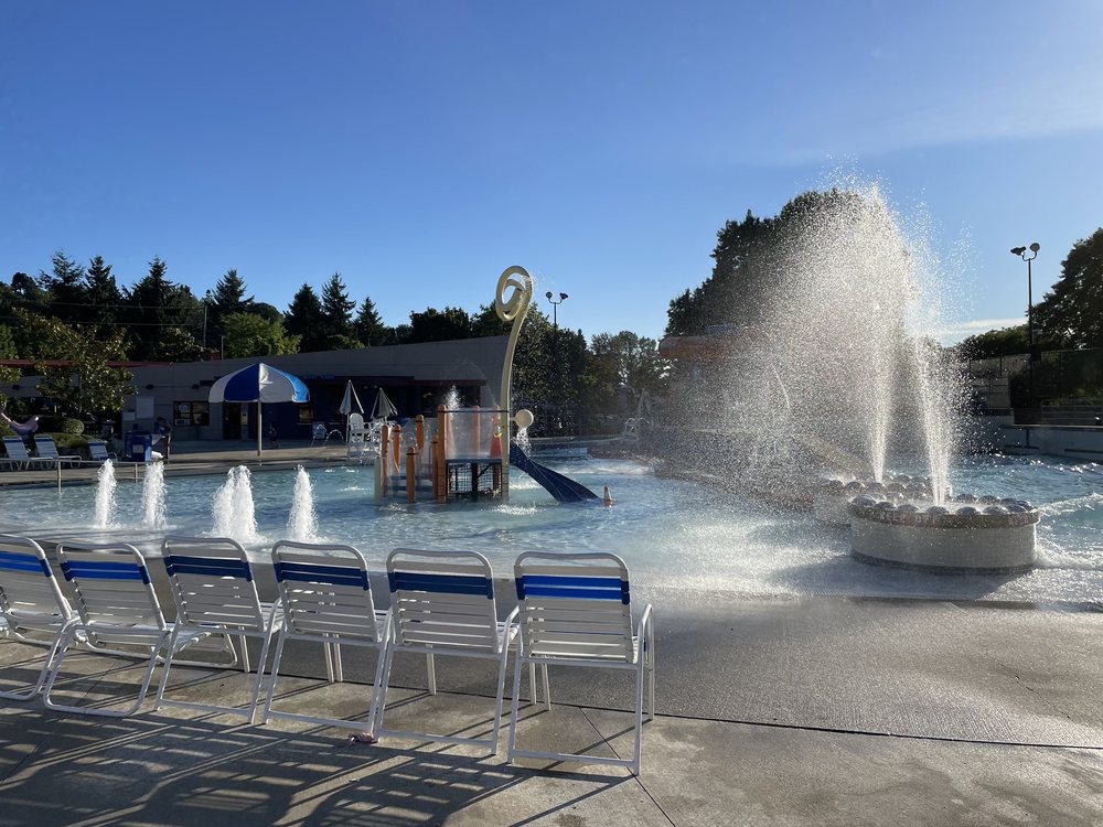 HENRY MOSES AQUATIC CENTER Updated July 2024 23 Photos & 75 Reviews