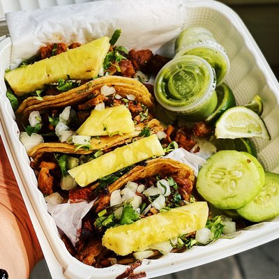 Los Carnalitos Food Truck by null