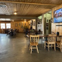 Midway Firehouse Pizza - Dining Room