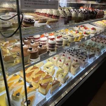 Breeze Bakery Cafe - Bakeries Near Me - Annandale, Virginia