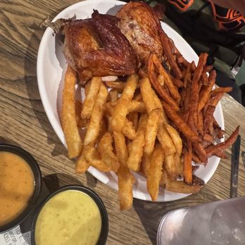 Viva Chicken - 1/1/4 Chicken with 2 Sides - Peruvian Near Me - St. George, Utah