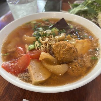 Loi's Kitchen - Bun rieu - Vietnamese Near Me - Garden Grove, California