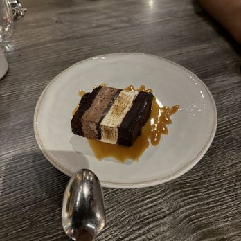 Haven's Harborside - Ice cream cake - Cocktail Bars Near Me - Wailuku, Hawaii Haven's Harborside - Ice cream cake - Cocktail Bars Near Me - Wailuku, Hawaii