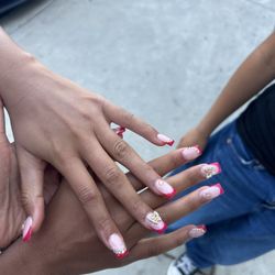Tule Nails