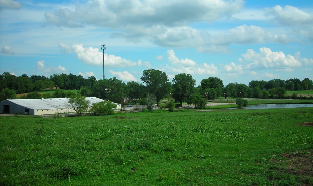 Holsman Stables - equestrian in Kansas City, MO