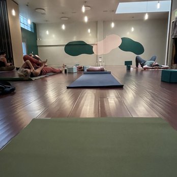 Arise Yoga Oakland - Yoga Near Me - Oakland, California Arise Yoga Oakland - Yoga Near Me - Oakland, California