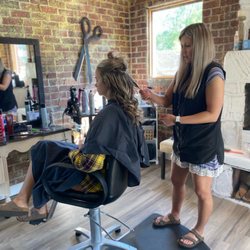 Callie’s Hair Salon