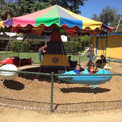 Kiwanis Kiddieland - Ride 2/6
