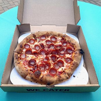 King of Fire - "Honey Pie" ($17 for a very small pizza box!) - Food Trucks Near Me King of Fire - "Honey Pie" ($17 for a very small pizza box!) - Food Trucks Near Me