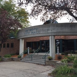 New Brighton License Bureau - Front entrance. More parking around back.
