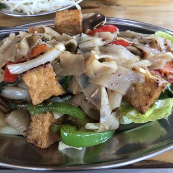 Let's Pho - Vietnamese Near Me - Sherman Oaks, California