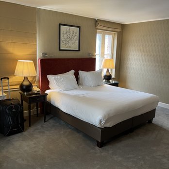 Hotel Dukes' Palace - Bedroom - Hotels Near Me - Bruges, VWV Hotel Dukes' Palace - Bedroom - Hotels Near Me - Bruges, VWV