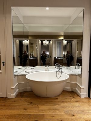 Château de Sacy by null