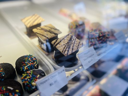 Tastries Bakery by null
