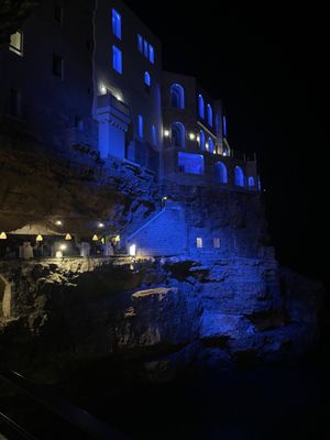 Grotta Palazzese by null