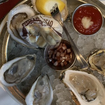 Old Ebbitt Grill - 1/2 Doz. Mixed Oysters - Bars Near Me - Washington, DC, District of Columbia Old Ebbitt Grill - 1/2 Doz. Mixed Oysters - Bars Near Me - Washington, DC, District of Columbia