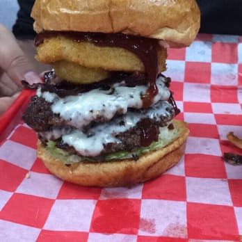 Zo's Good Burger E. Dearborn - BBQ burger - Halal Near Me - Dearborn, Michigan