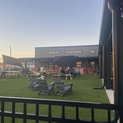 Escape Brewing Company - Outdoor family friendly area at Escape Brewing
